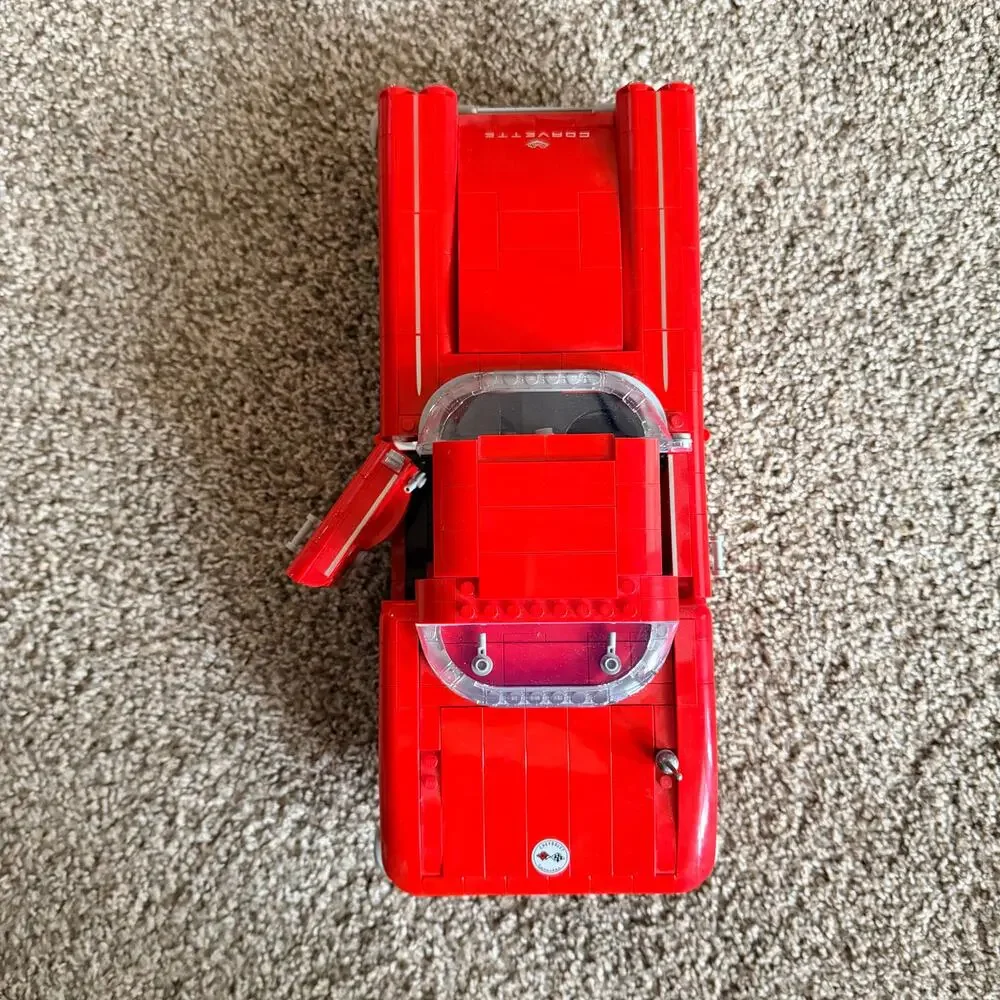 LEGO Icons Chevrolet Corvette 1961 Set 1032 COMPLETED with Instructions